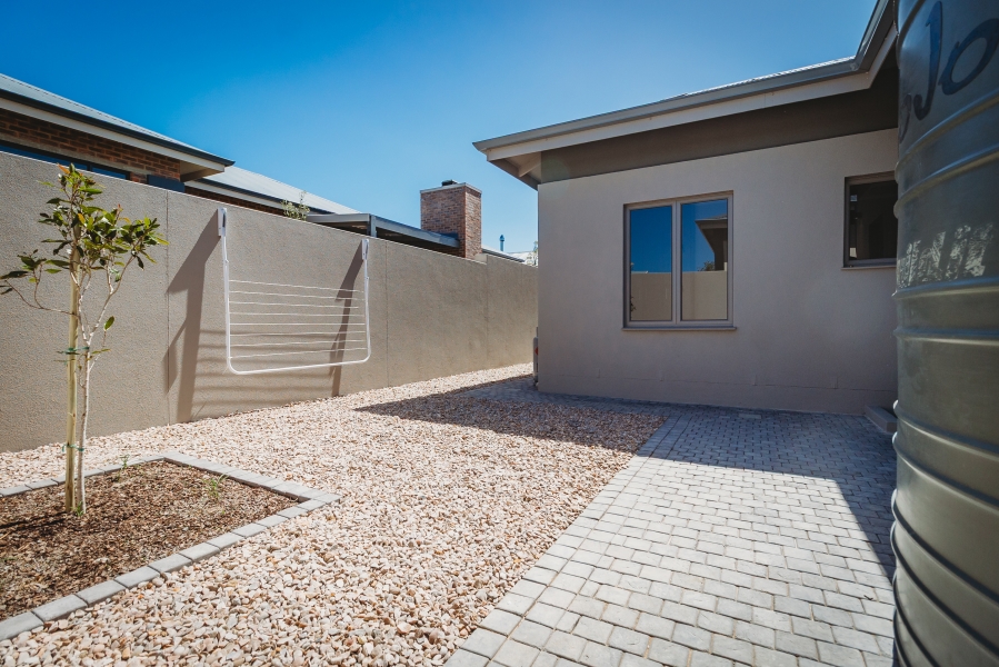 3 Bedroom Property for Sale in Kraaibosch Western Cape